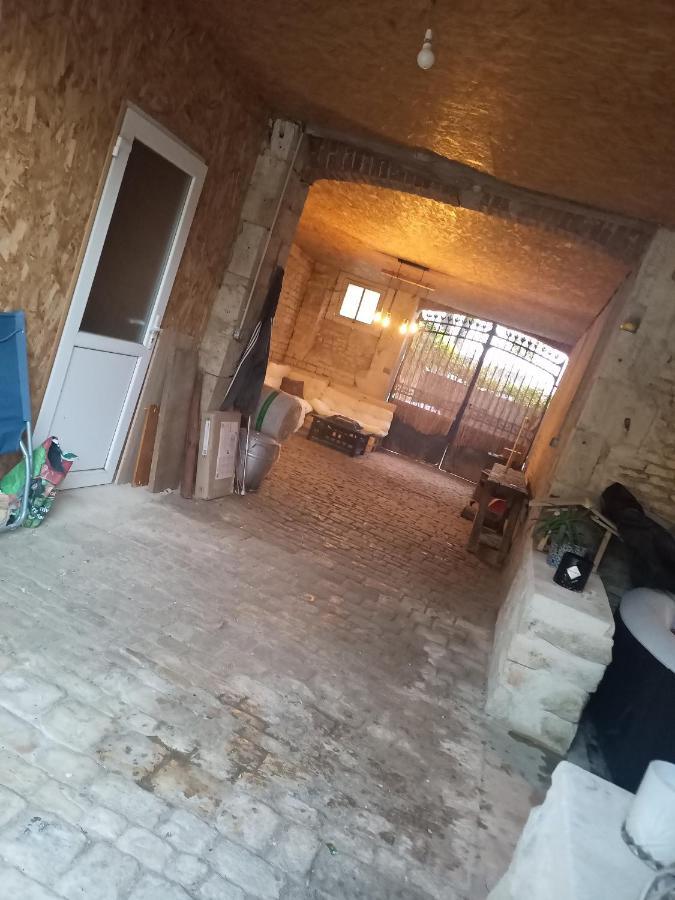 Chef-Boutonne Grande Chambre D'Hote Pour 4 A 5 Personnes B&B 외부 사진